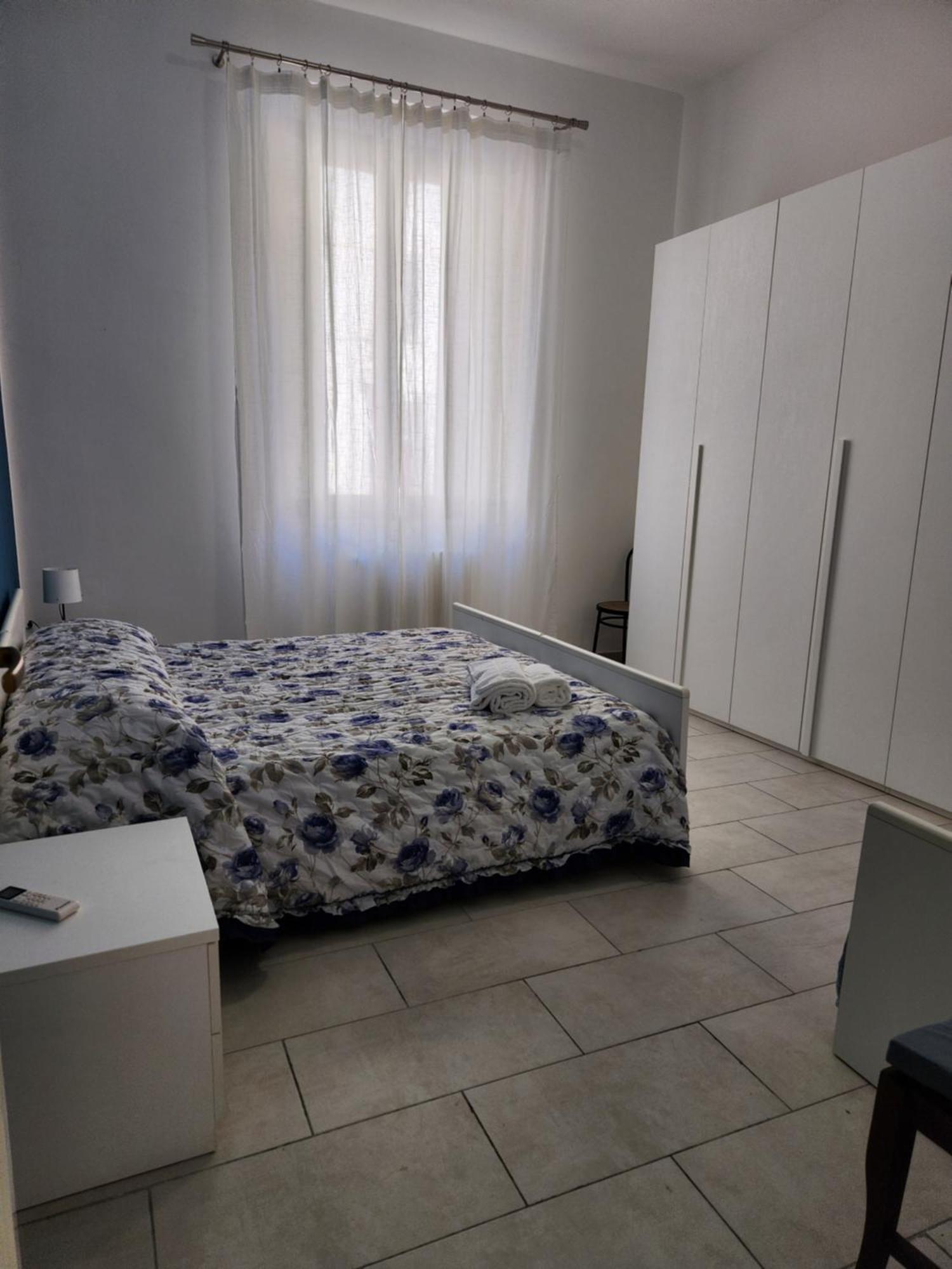 Ponte Sospeso 24 Apartamento *